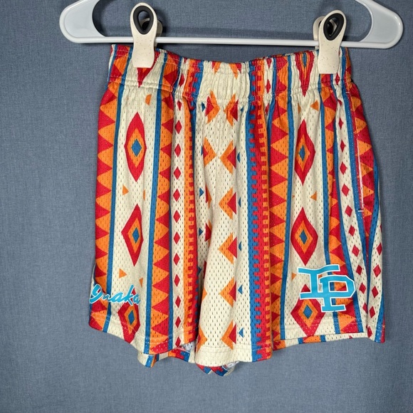 Inaka Power Other - Inaka Power Aztec Print Athletic Workout Shorts size Medium 5 inch